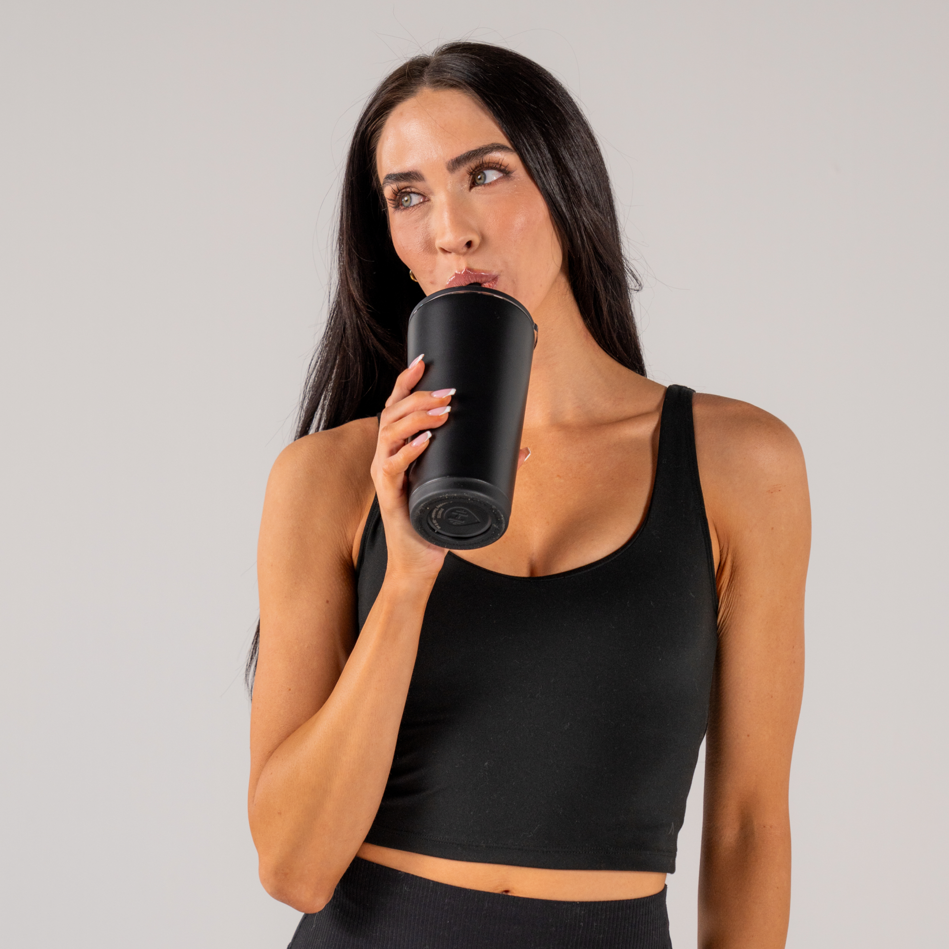 black-a2 EverydayTumbler20oz.-Black-WPI-5.png