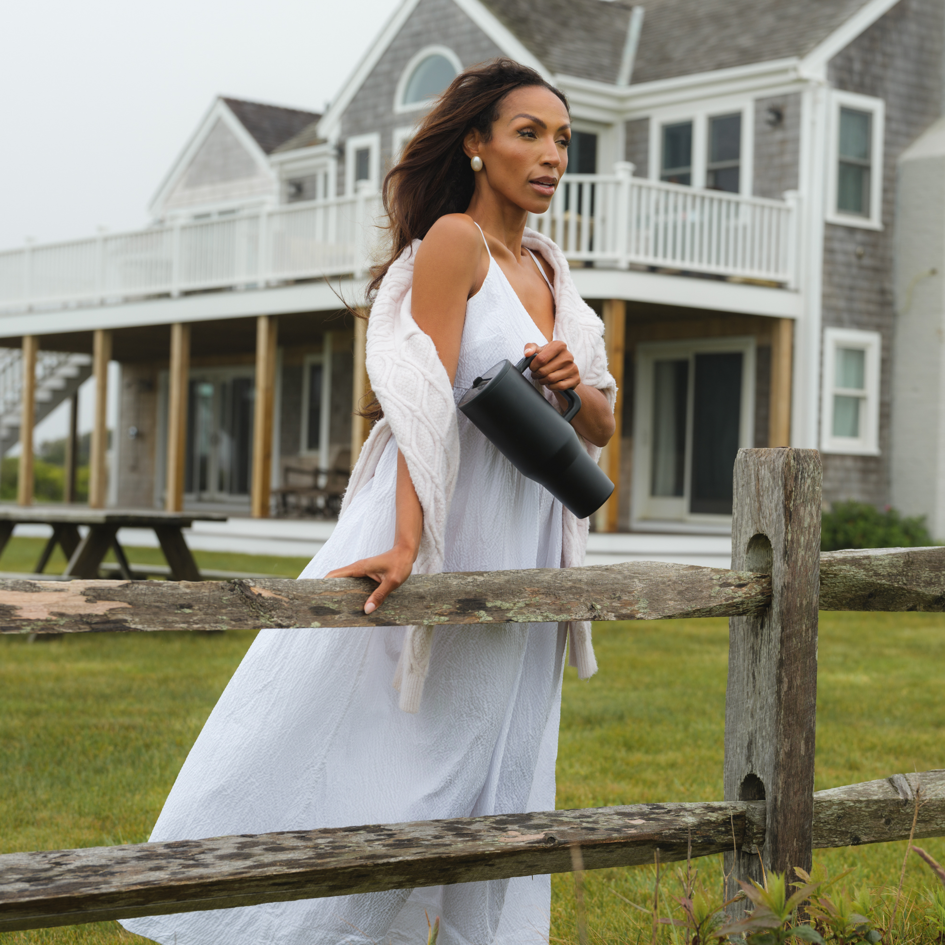 black-v2 TRVL-Black-6WPI.png