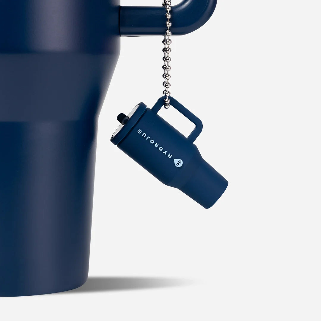 traveler-keychain-x6 Web-TravelerKeychainPhotos-Navy2.webp